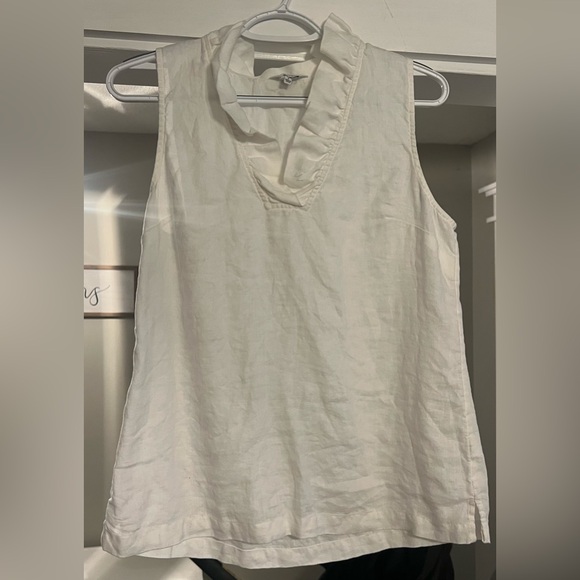 crown & ivy White Ruffled Collar Blouse - Picture 2 of 2